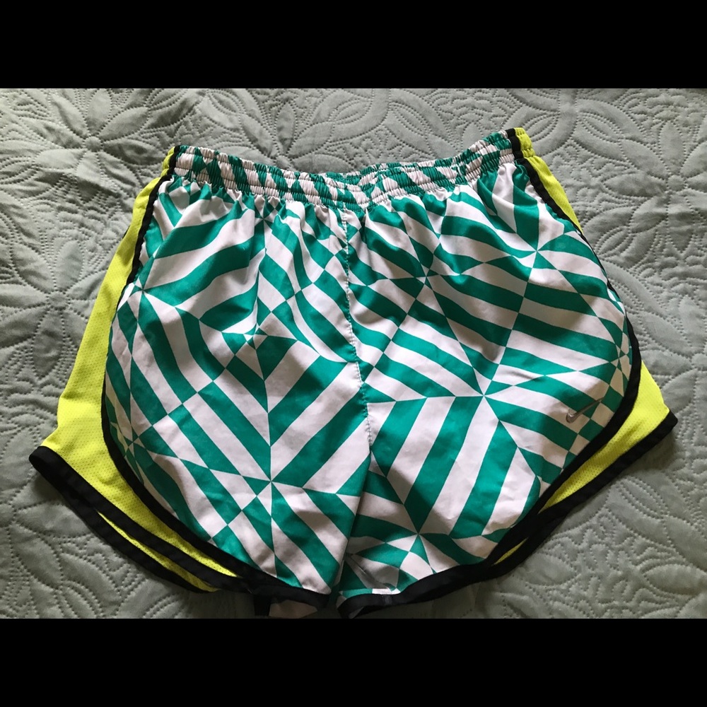 Nike Dri-Fit Tempo Shorts